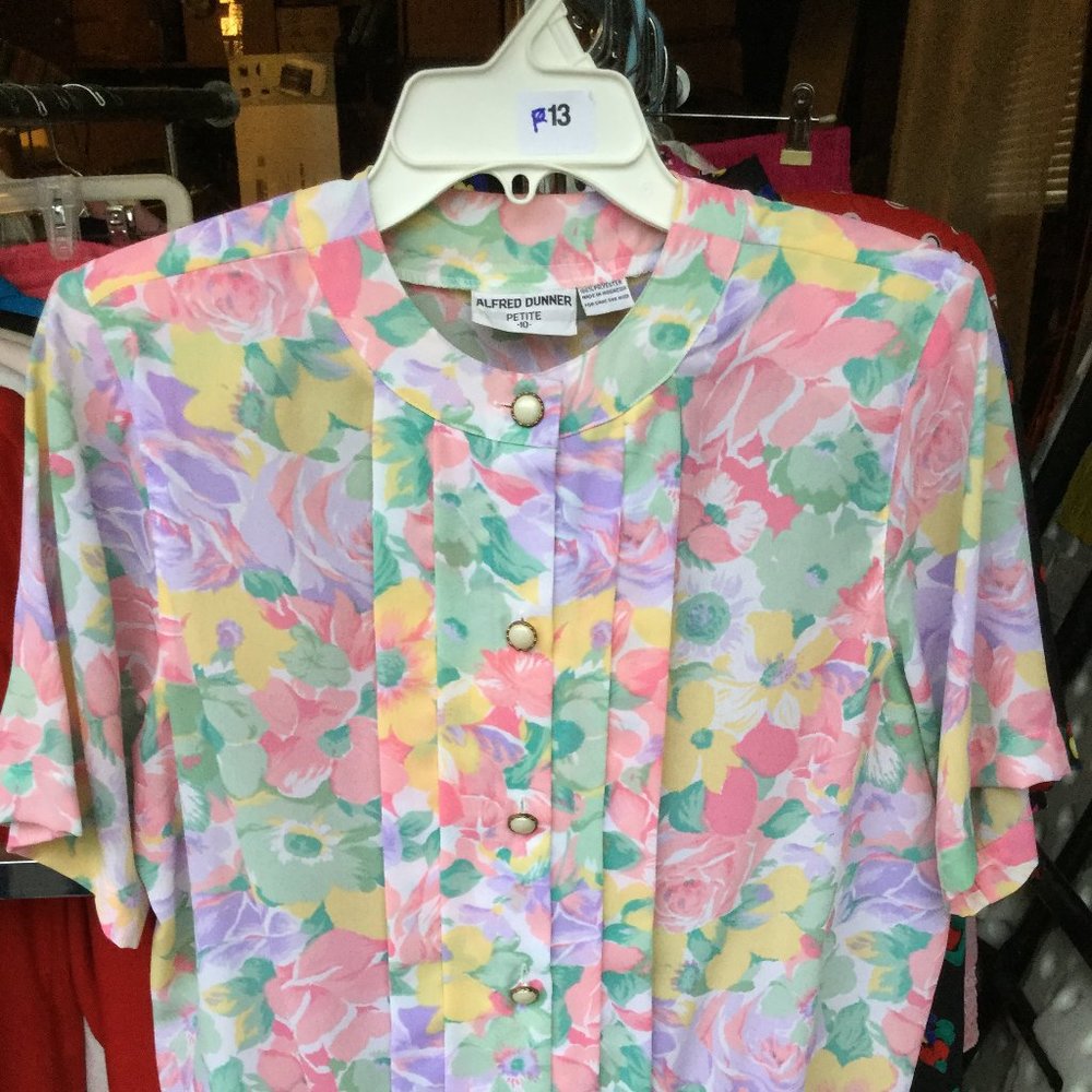 Alfred Dunner Two Piece Set Blouse and Skirt - Size 10 Petite - Floral Print